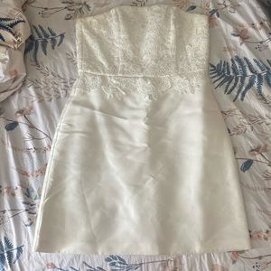 White strapless new H&M dress with optional straps size 10